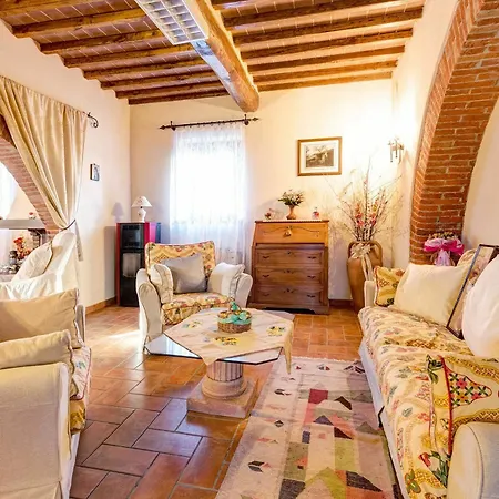 With 5 Bedrooms In Farneta, With Private Pool, Terrace And Wifi Villa *